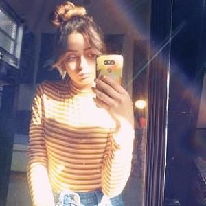 Meet your Posher, Jazmin